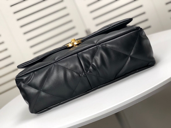 シャネルバッグ素材ディテール